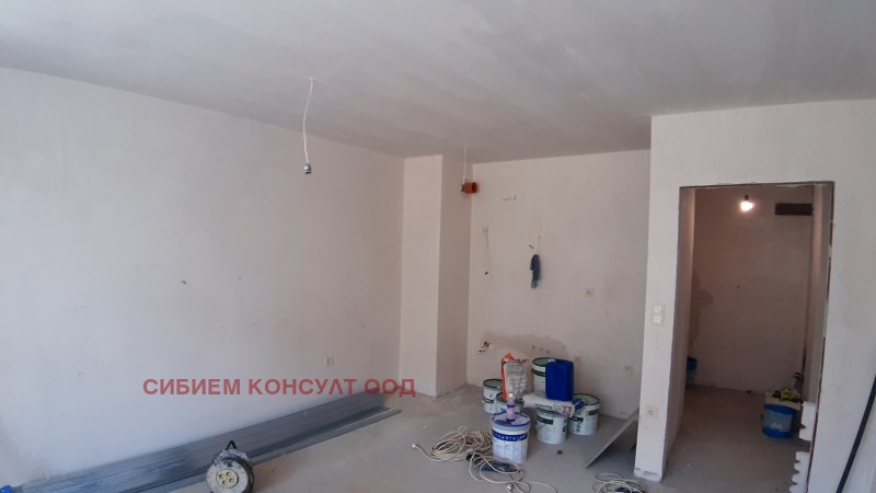 Продава  2-стаен град София , Надежда 3 , 77 кв.м | 71669132 - изображение [3]