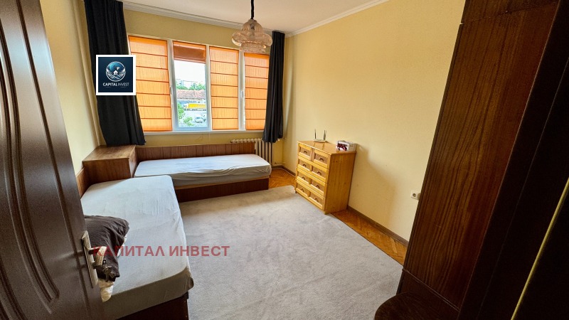 Продава  3-стаен град Разград , Бели Лом , 70 кв.м | 28374755 - изображение [4]