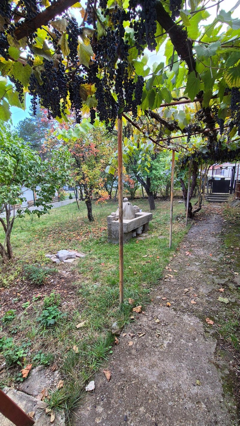 Продава КЪЩА, гр. София, гр. Банкя, снимка 2 - Къщи - 52109989