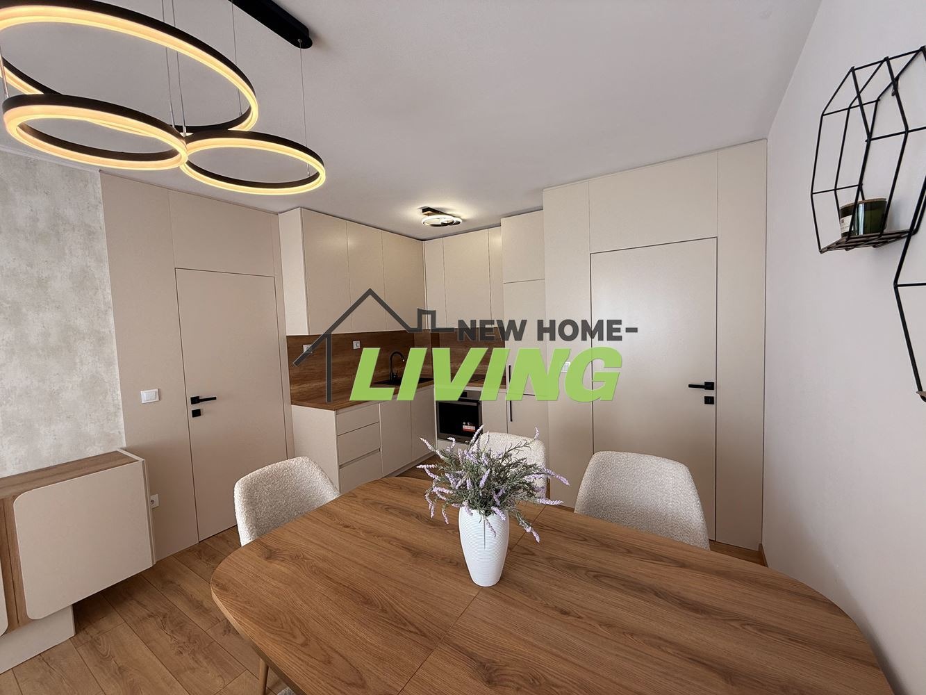 Продава 2-СТАЕН, гр. Пловдив, Гагарин, снимка 3 - Апартаменти - 53643782