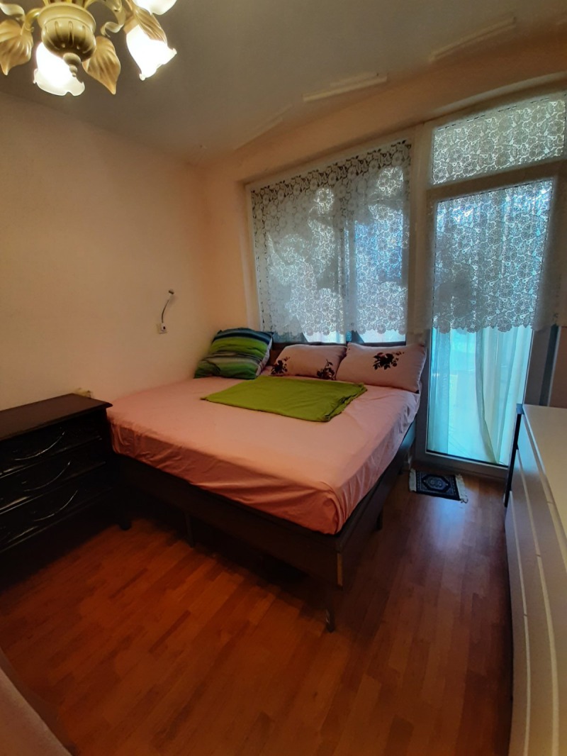 À venda  1 quarto Varna , k.k. Sv.Sv. Konstantin i Elena , 68 m² | 72064352 - imagem [4]