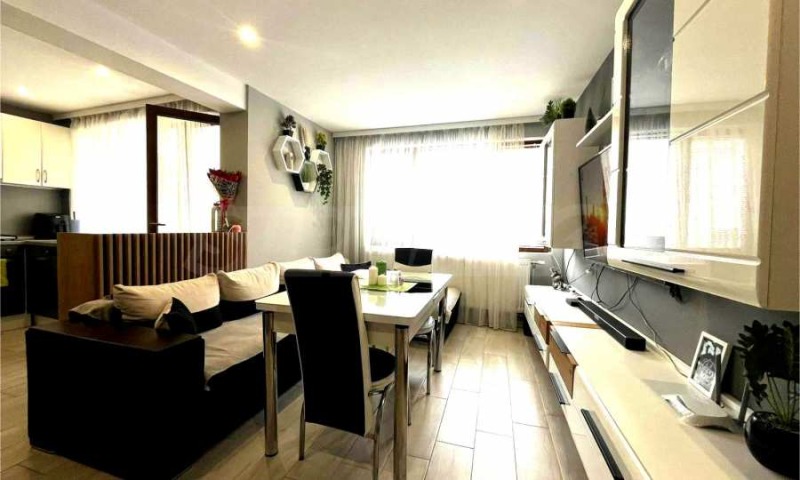 Продава МНОГОСТАЕН, гр. Банско, област Благоевград