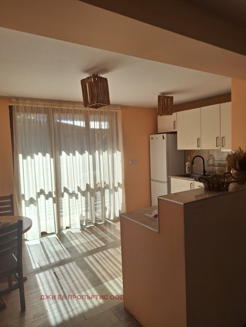 Продава  Къща област София , с. Владо Тричков , 260 кв.м | 52075107 - изображение [7]