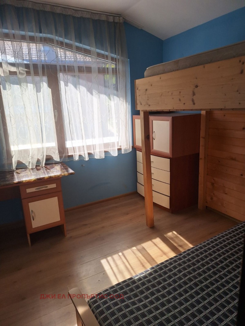 Продава  Къща област София , с. Владо Тричков , 260 кв.м | 52075107 - изображение [11]