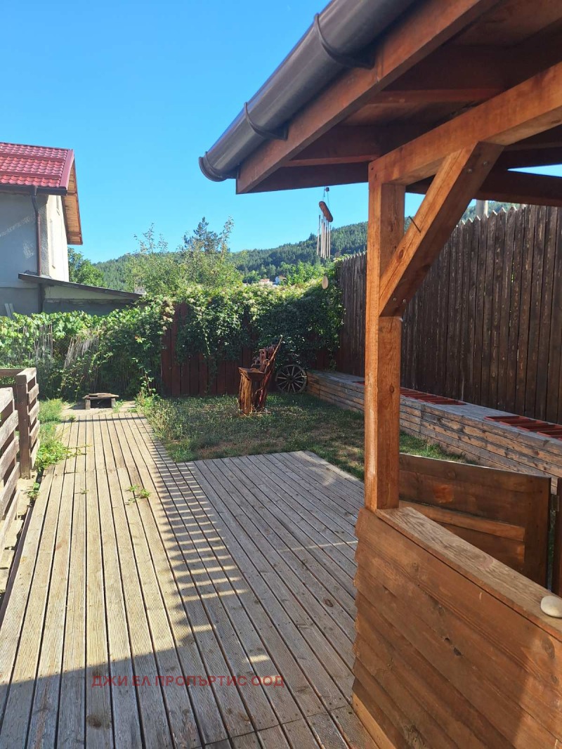 Продава  Къща област София , с. Владо Тричков , 260 кв.м | 52075107 - изображение [4]