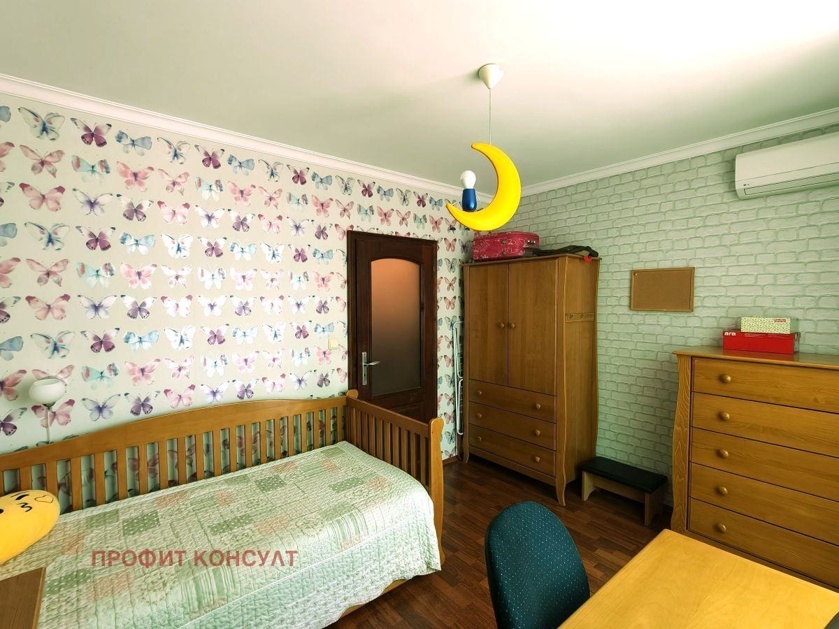 Продава 3-СТАЕН, гр. Велико Търново, Център, снимка 11 - Апартаменти - 55787964