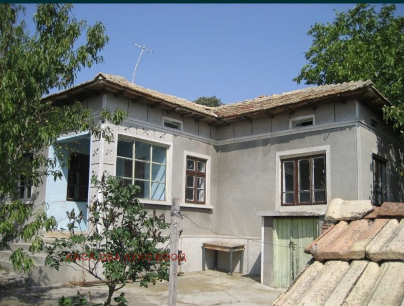 Продава КЪЩА в област Добрич, с. Житен - 80 кв.м / 7 000 € » 13 690.81 лв., КАСА ДЕА ЛУКС ЕООД