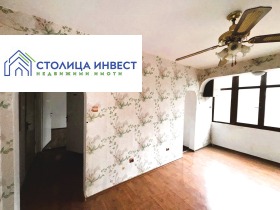   2-, ,  2>
