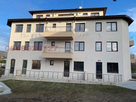 2 спаваће собе Изгрев, Варна