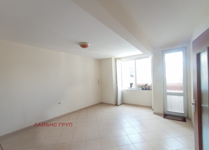 Zu verkaufen  1 Schlafzimmer Warna , Zimno kino Trakija , 61 qm | 64601035