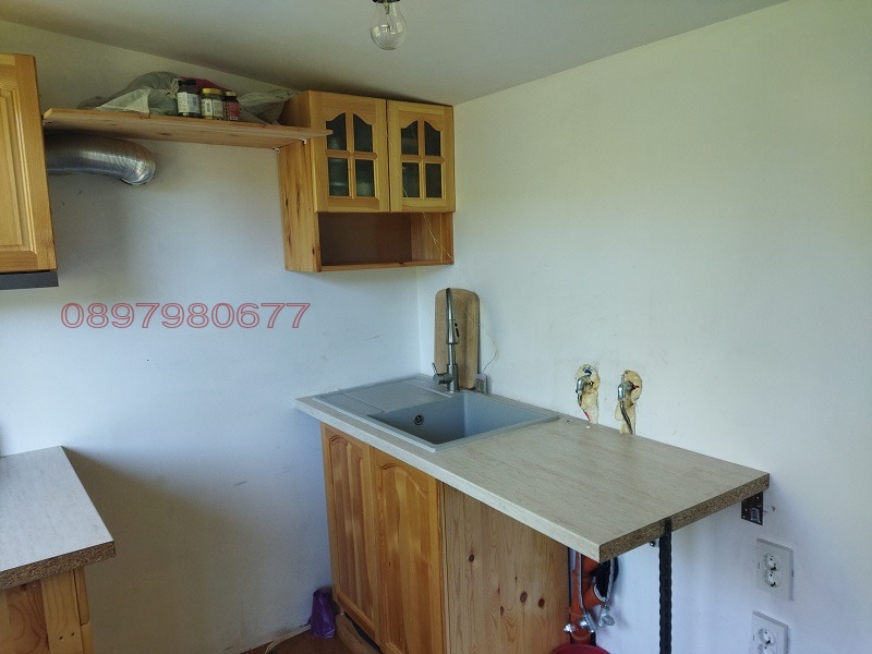 Продава КЪЩА, гр. Троян, област Ловеч, снимка 9 - Къщи - 52779524