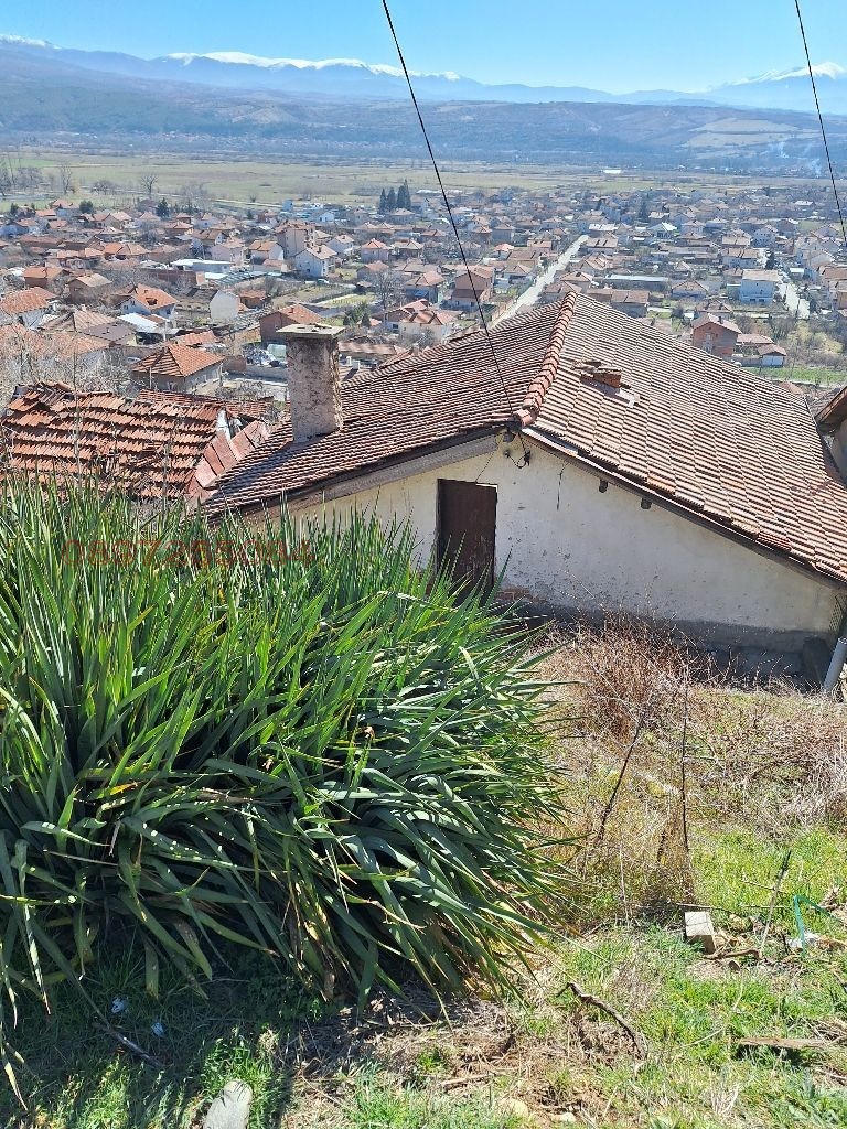 Продава КЪЩА, гр. Кочериново, област Кюстендил, снимка 2 - Къщи - 52910482