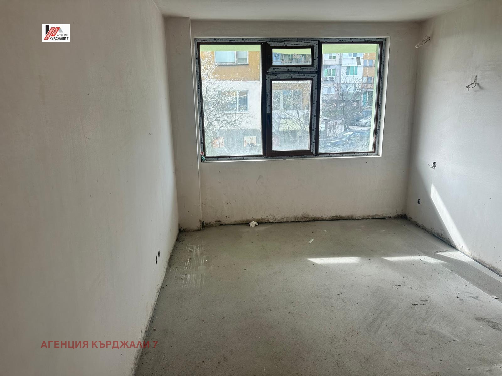 Продава 2-СТАЕН, гр. Кърджали, Възрожденци, снимка 4 - Апартаменти - 54154138