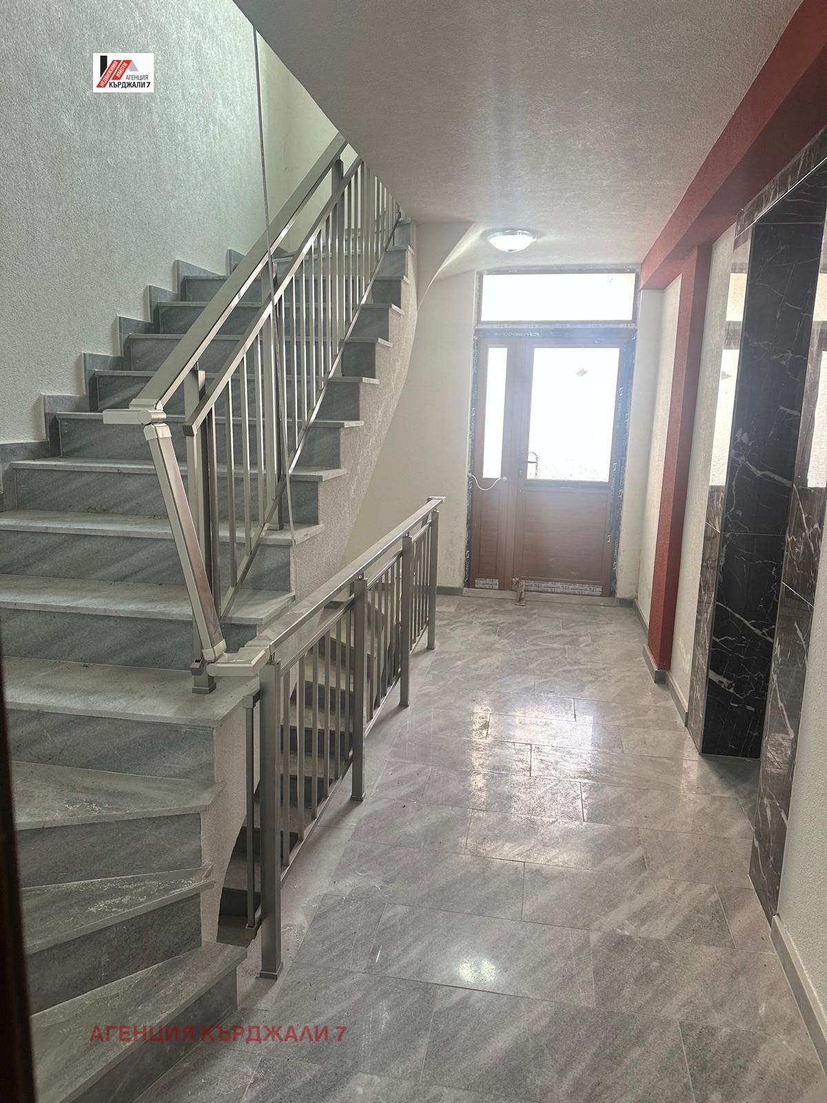 Продава 2-СТАЕН, гр. Кърджали, Възрожденци, снимка 3 - Апартаменти - 54154138