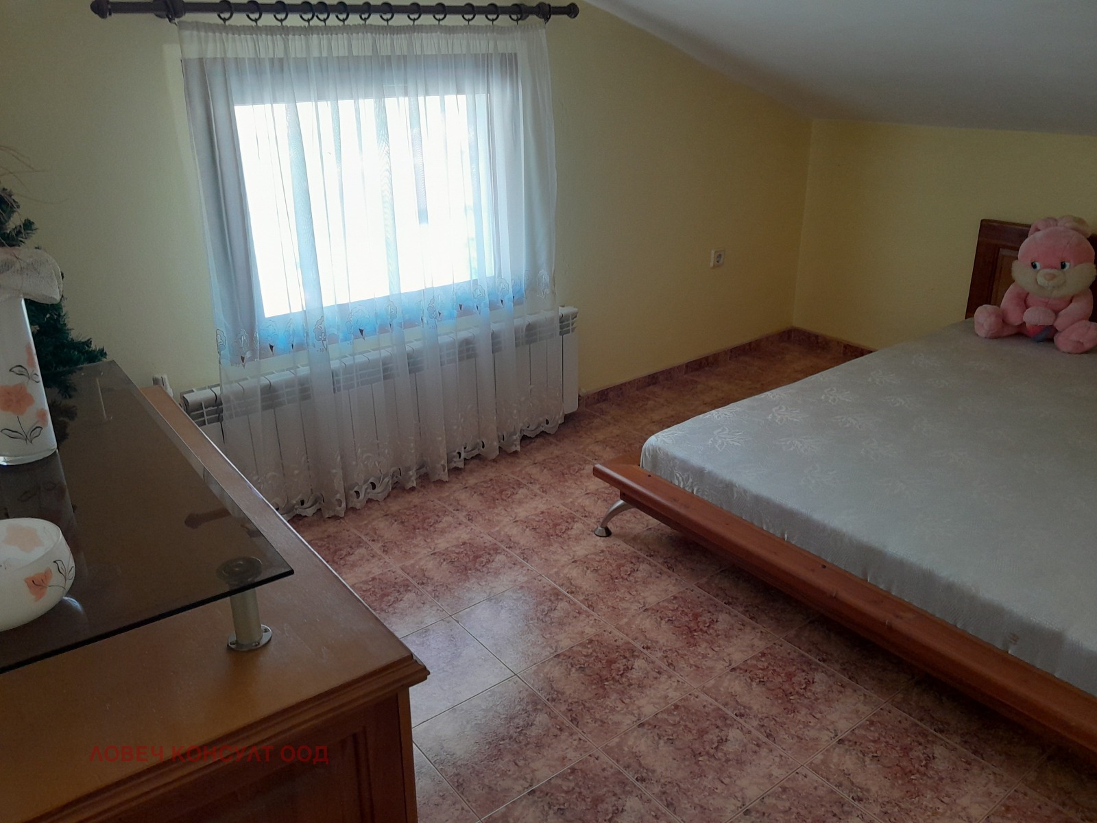 Продава ЕТАЖ ОТ КЪЩА, гр. Ловеч, Център, снимка 12 - Етаж от къща - 55322875