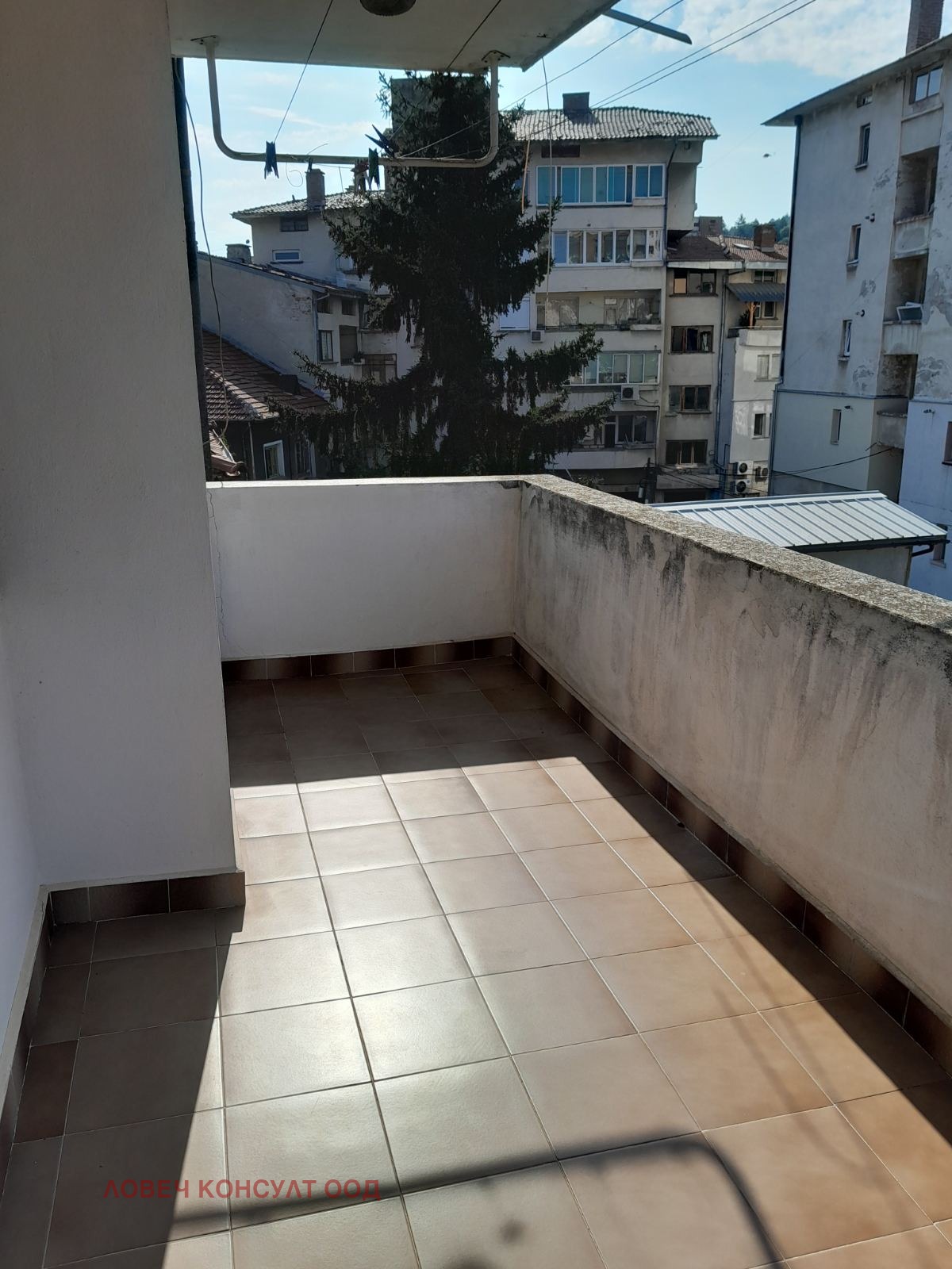 Продава ЕТАЖ ОТ КЪЩА, гр. Ловеч, Център, снимка 10 - Етаж от къща - 55322875