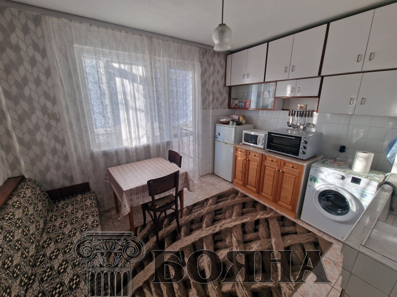 Продава 3-СТАЕН в град Русе, Хъшове - 102 кв.м / 152 000 € » 297 286.16 лв., ИМОТИ БОЯНА