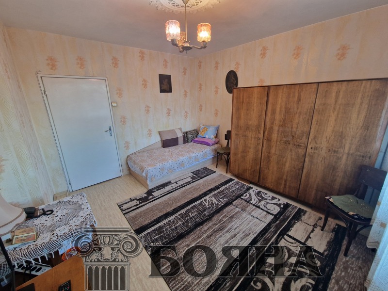 Продава  3-стаен град Русе , Хъшове , 102 кв.м | 39078687 - изображение [9]