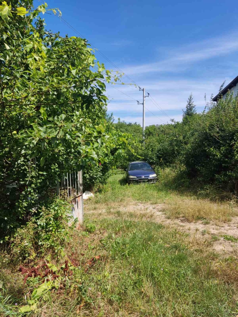 Продава ПАРЦЕЛ, с. Орешак, област Варна