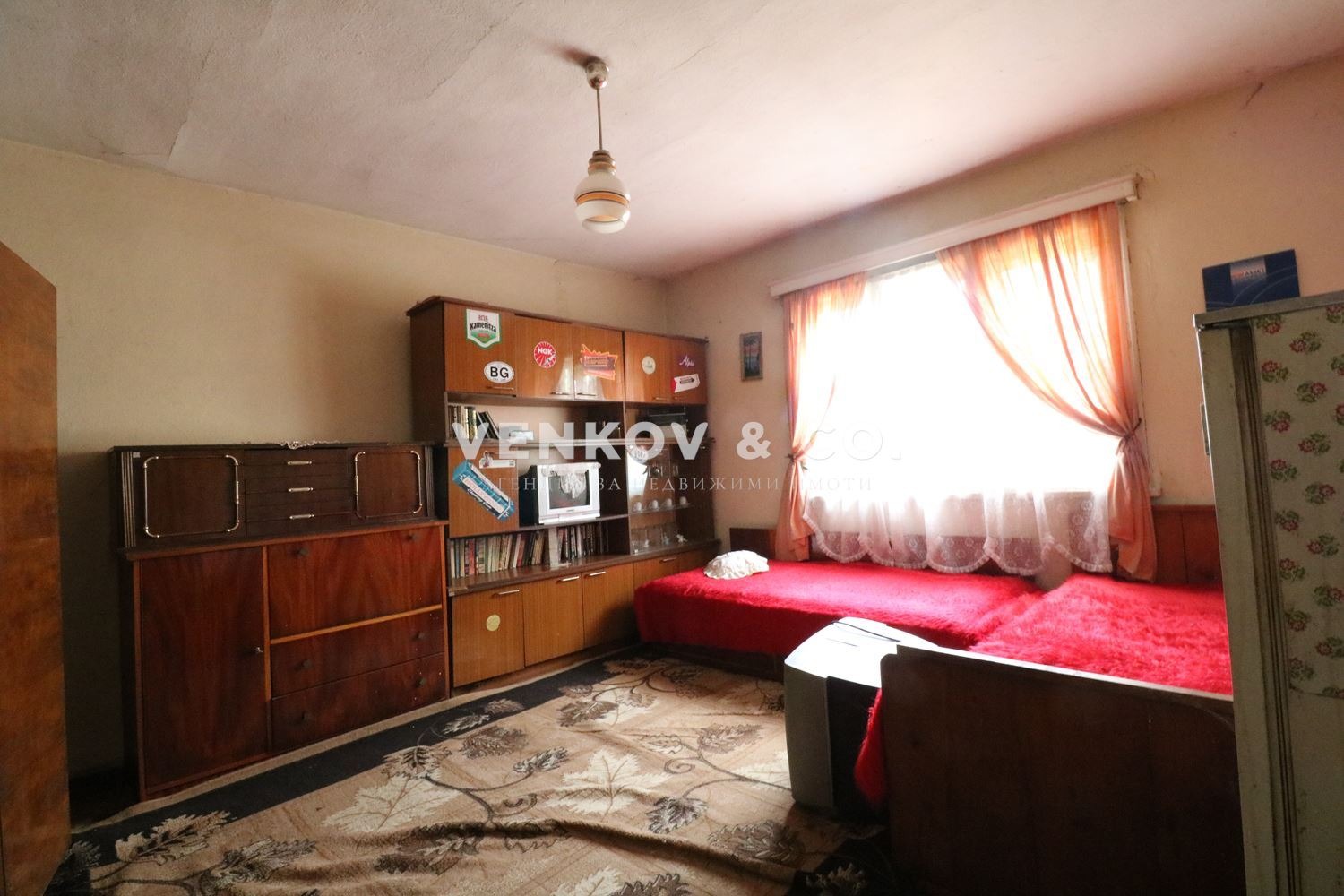 Продава КЪЩА, с. Студена, област Перник, снимка 10 - Къщи - 55768330