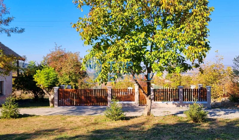 Продава ПАРЦЕЛ в област Велико Търново, гр. Горна Оряховица - 500 кв.м / 51 500 € » 100 725.25 лв., ТОП ЕСТЕЙТ