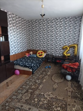   1-, ,  1>
