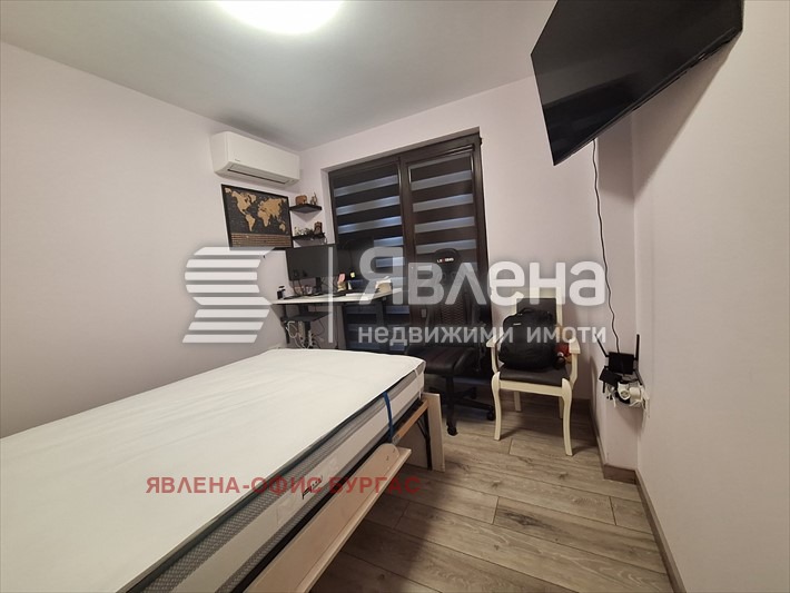 Продава  3-стаен град Бургас , Център , 108 кв.м | 30636843 - изображение [12]