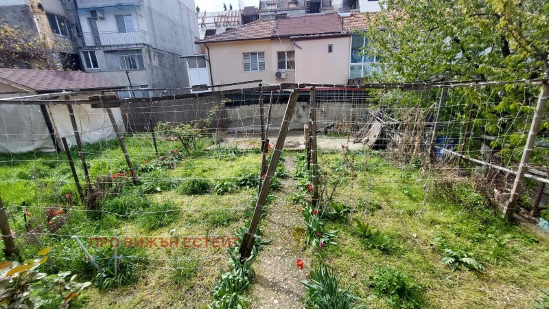 Продава  Многостаен град Варна , Трошево , 150 кв.м | 71303123