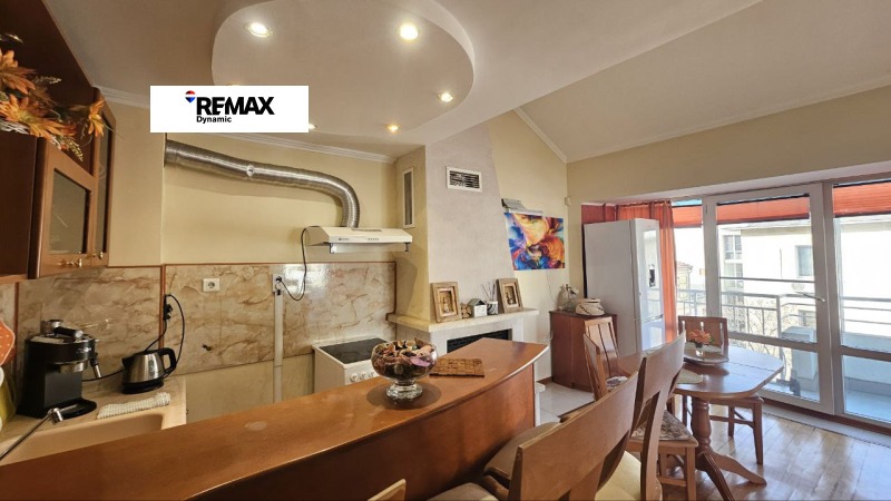 Продава МЕЗОНЕТ, гр. Бургас, Център, снимка 3 - Апартаменти - 52521501