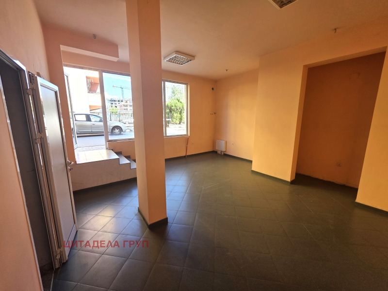 Eladó  Üzlet Sofia , Ovcsa kupel 1 , 40 négyzetméter | 76690788 - kép [3]