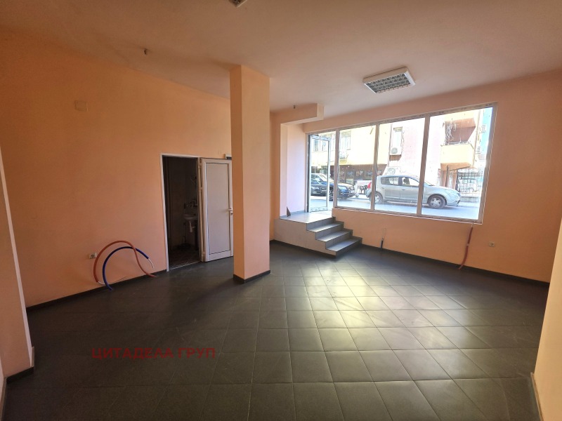 Eladó  Üzlet Sofia , Ovcsa kupel 1 , 40 négyzetméter | 76690788