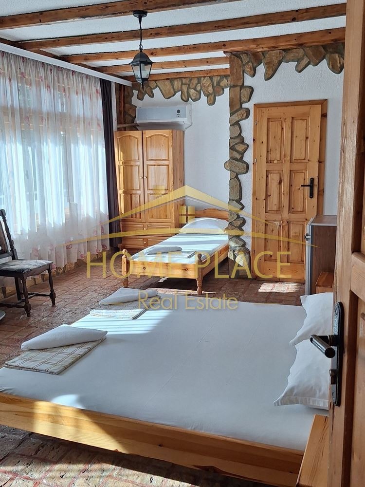 Продава  Хотел град Варна , м-т Боровец - юг , 660 кв.м | 50519439 - изображение [8]