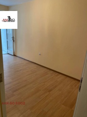 3 bedroom Sportna zala, Varna 3