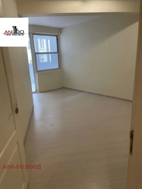 3 bedroom Sportna zala, Varna 5