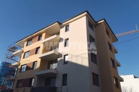 3+ ložnice Studentski grad, Sofia