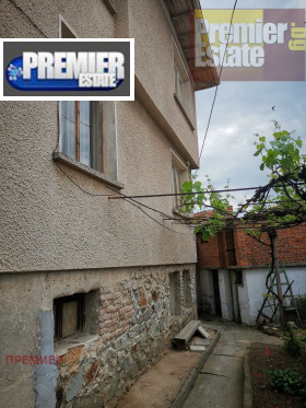 Продажба на имоти в гр. Панагюрище, област Пазарджик — страница 2 - изображение 2 