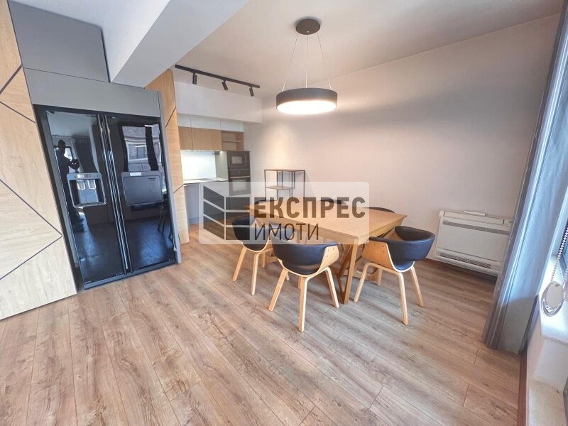 Zu verkaufen  2 Schlafzimmer Warna , Lewski 1 , 131 qm | 89976398