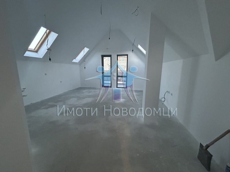 Продава 3-СТАЕН, гр. Шумен, 5-ти полк, снимка 1 - Aпартаменти - 48890048