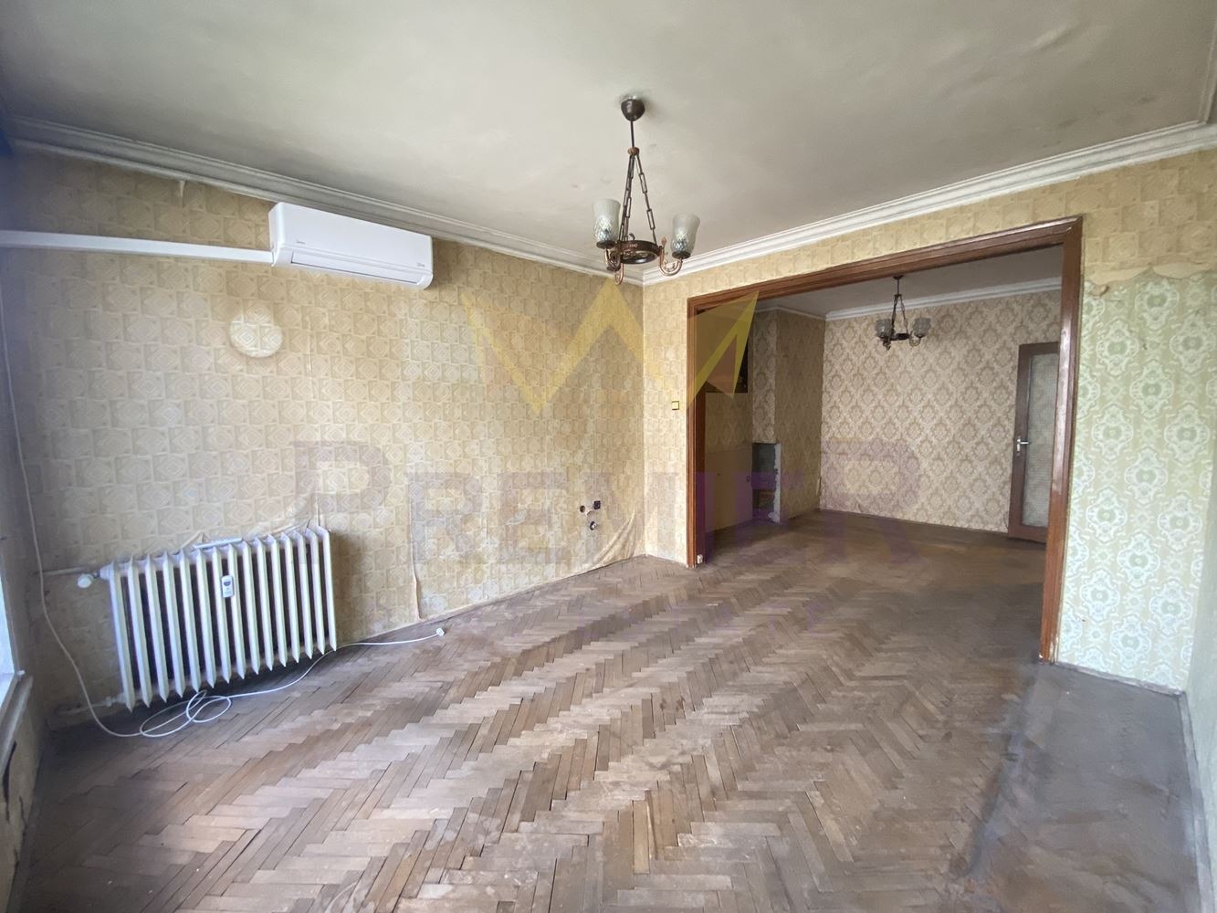 Продава 2-СТАЕН, гр. София, Център