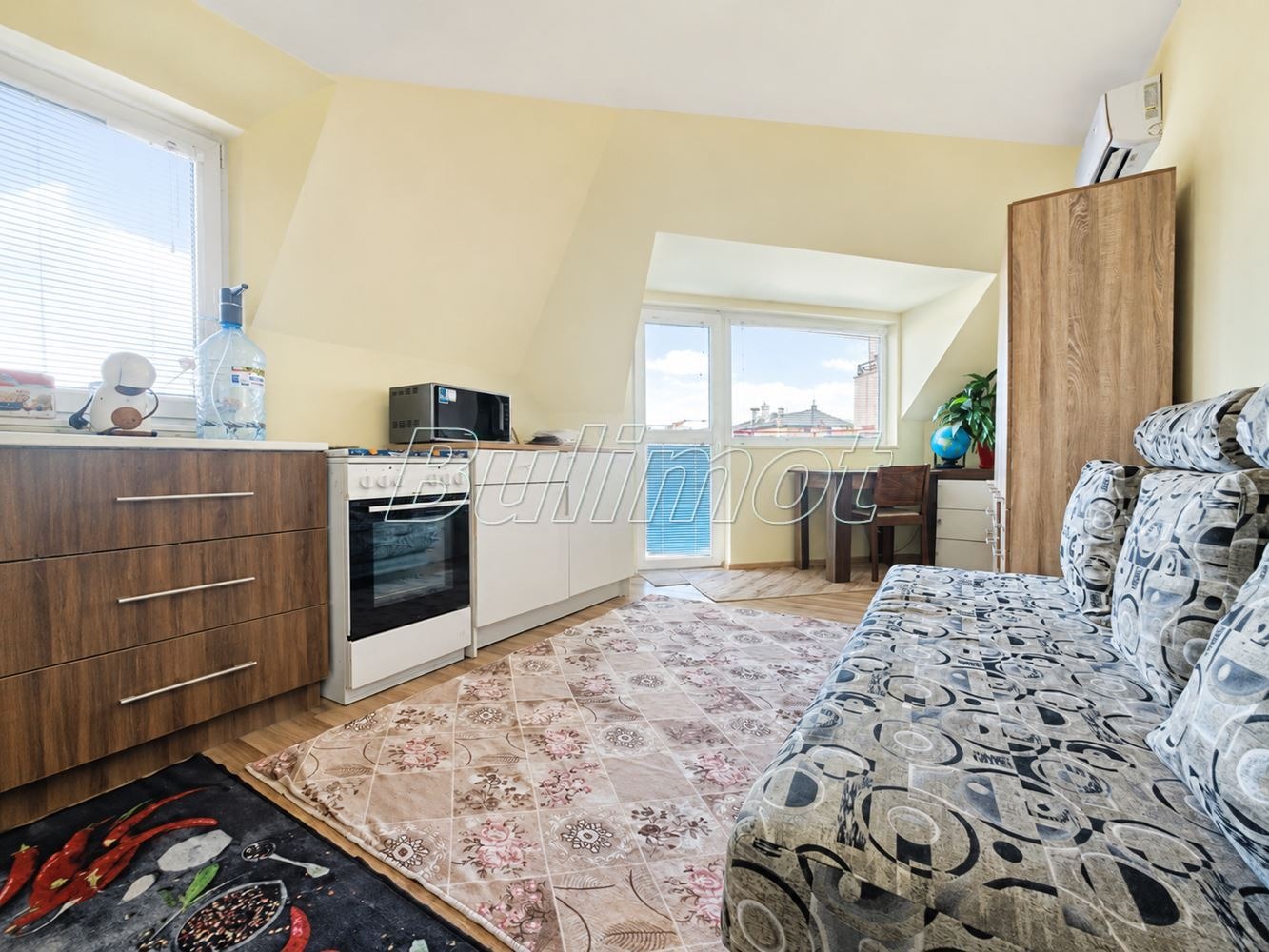 Продава 2-СТАЕН, гр. Варна, Център, снимка 2 - Апартаменти - 55292524