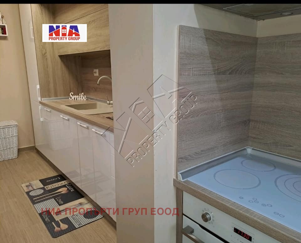 Продава КЪЩА, гр. Поморие, област Бургас, снимка 2 - Къщи - 45715439
