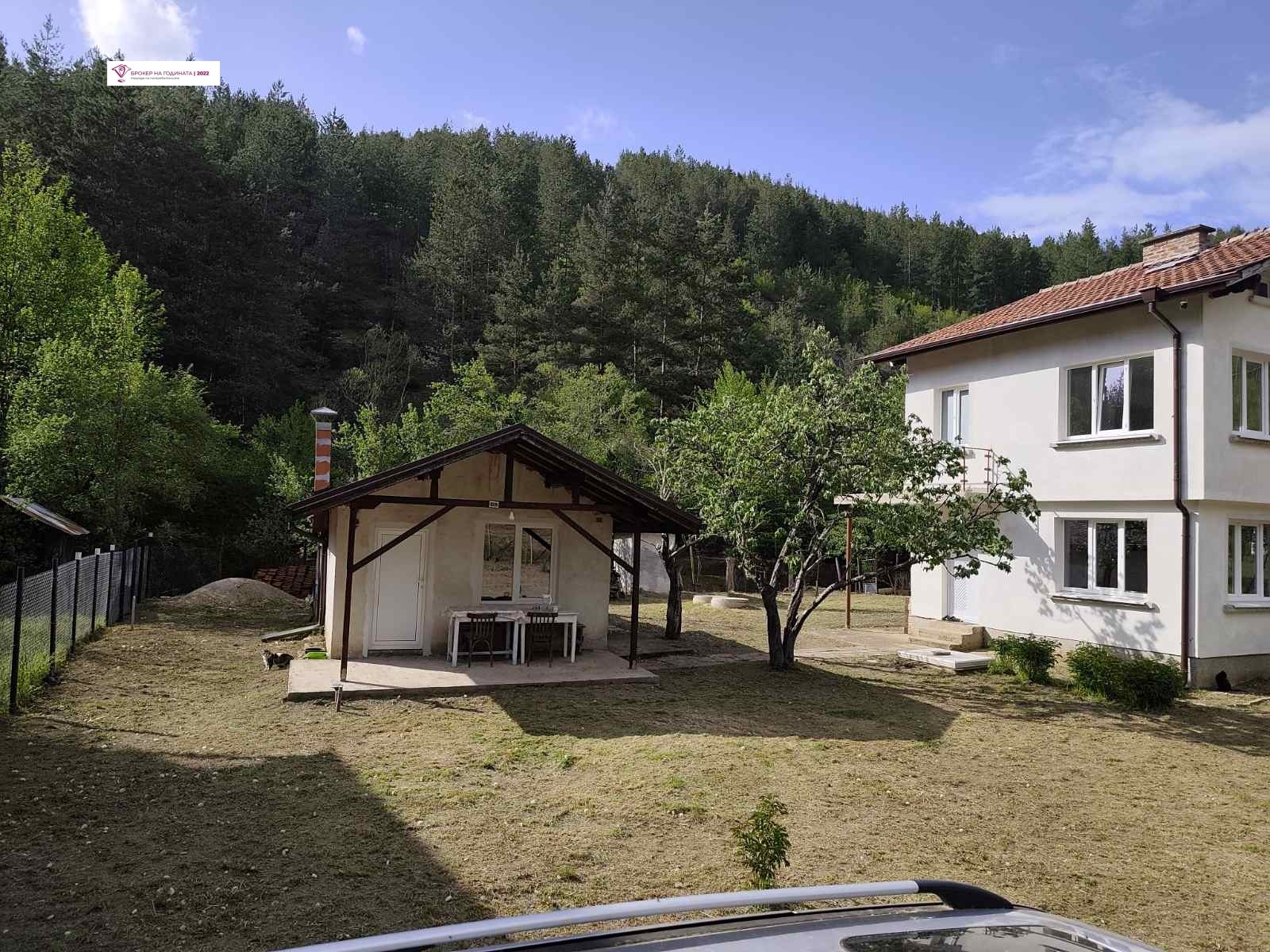 Продава КЪЩА, с. Ябланица, област София област, снимка 3 - Къщи - 54847214