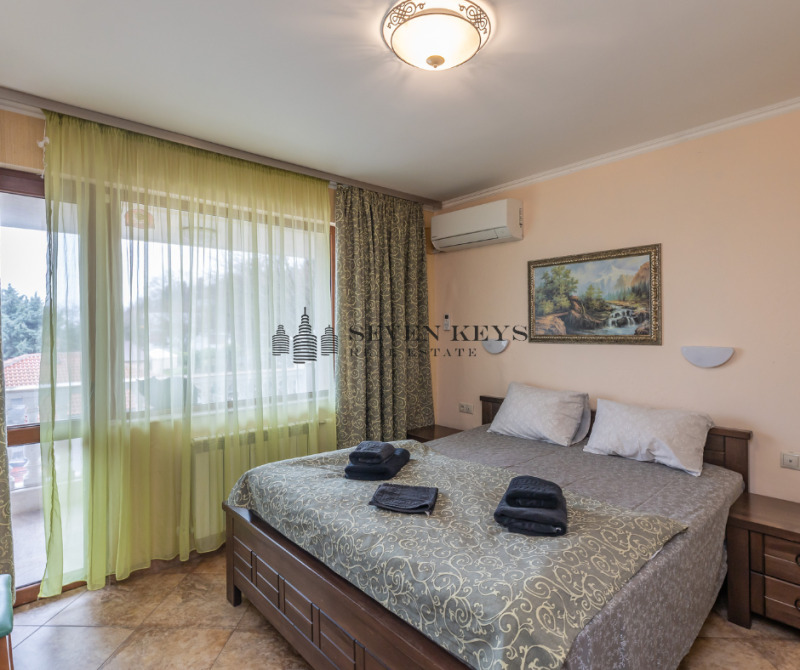 Продава ХОТЕЛ в град Варна, к.к. Чайка - 564 кв.м / 902 000 € » 1 764 158.66 лв., СЕДЕМ КЛЮЧА НЕДВИЖИМИ ИМОТИ