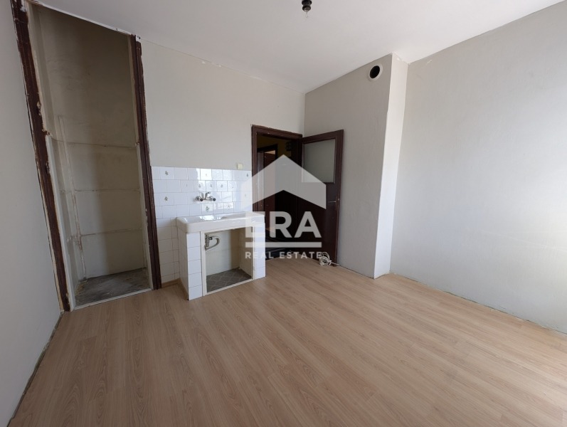 Продава 1-СТАЕН, гр. Шумен, Център, снимка 2 - Апартаменти - 55699447