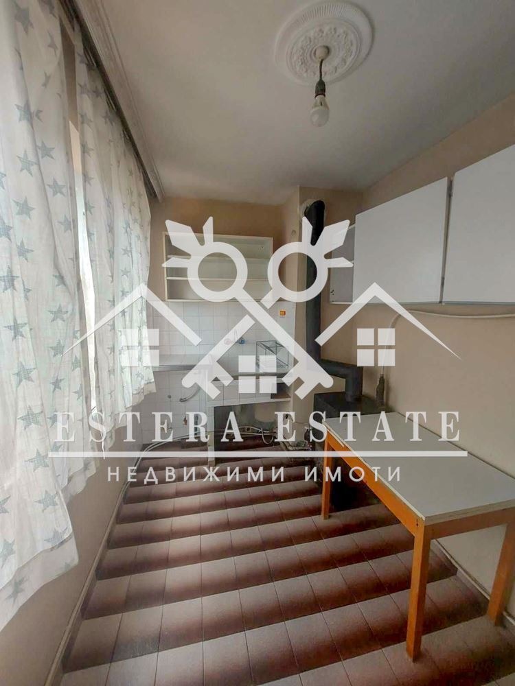 De vânzare  1 dormitor Șumen , Traciia , 63 mp | 16756323 - imagine [4]