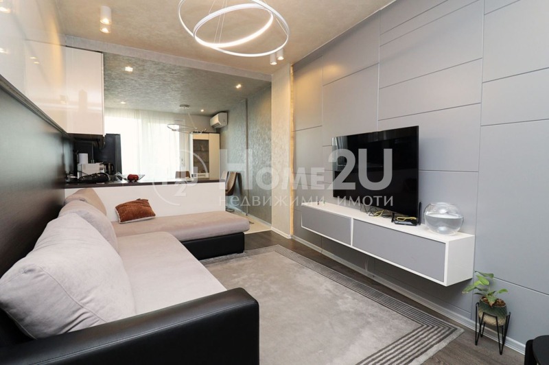 Продава  3-стаен град София , Център , 120 кв.м | 56629708
