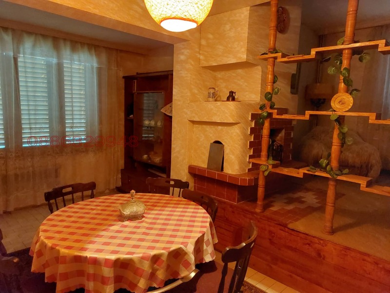 Продава КЪЩА, с. Разбойна, област Търговище, снимка 11 - Къщи - 52778973