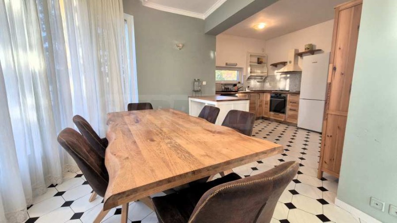 Продава КЪЩА, гр. София, гр. Банкя, снимка 3 - Къщи - 52440438