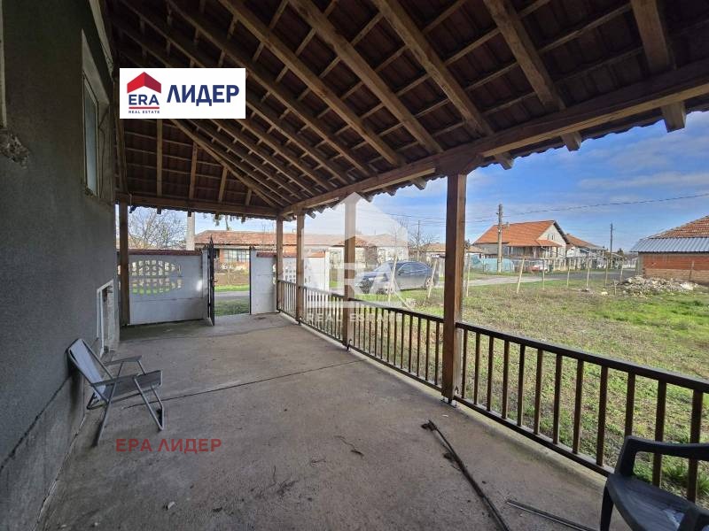 Продава КЪЩА, с. Смирненски, област Русе, снимка 2 - Къщи - 52750338