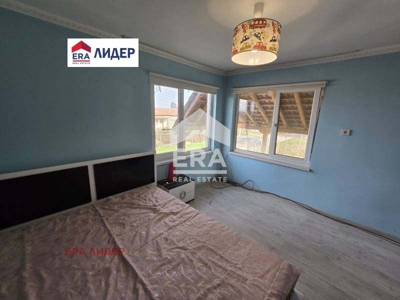 Продава КЪЩА, с. Смирненски, област Русе, снимка 11 - Къщи - 52750338